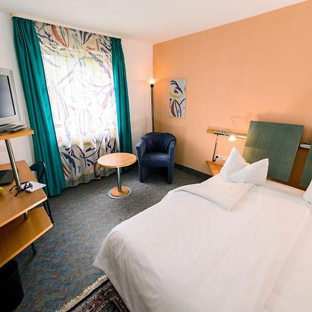 Hotel Residenz Schnelldorf Chambre photo